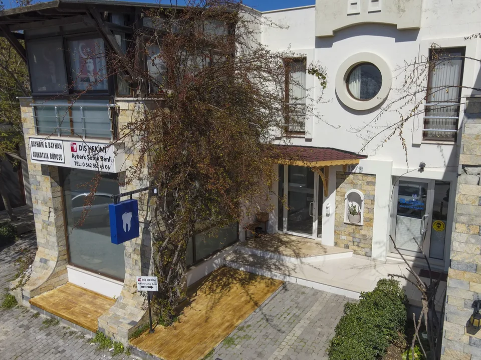 Dentist Ayberk Bodrum klinik dış görünümü